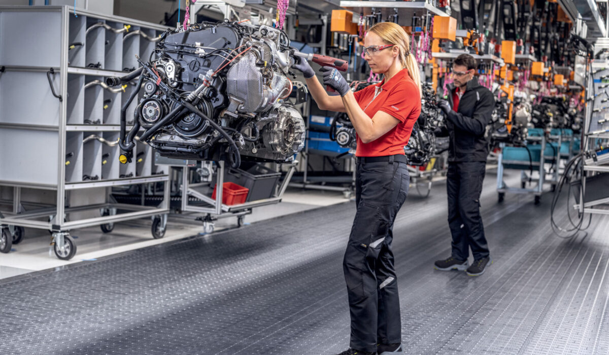85448_Automotive_23_ACTION_01-FW.eps
